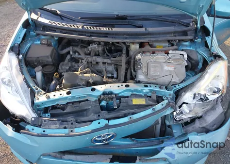 2014 Toyota Prius C Three из США, поврежденный, VIN JTDKDTB33E1067473